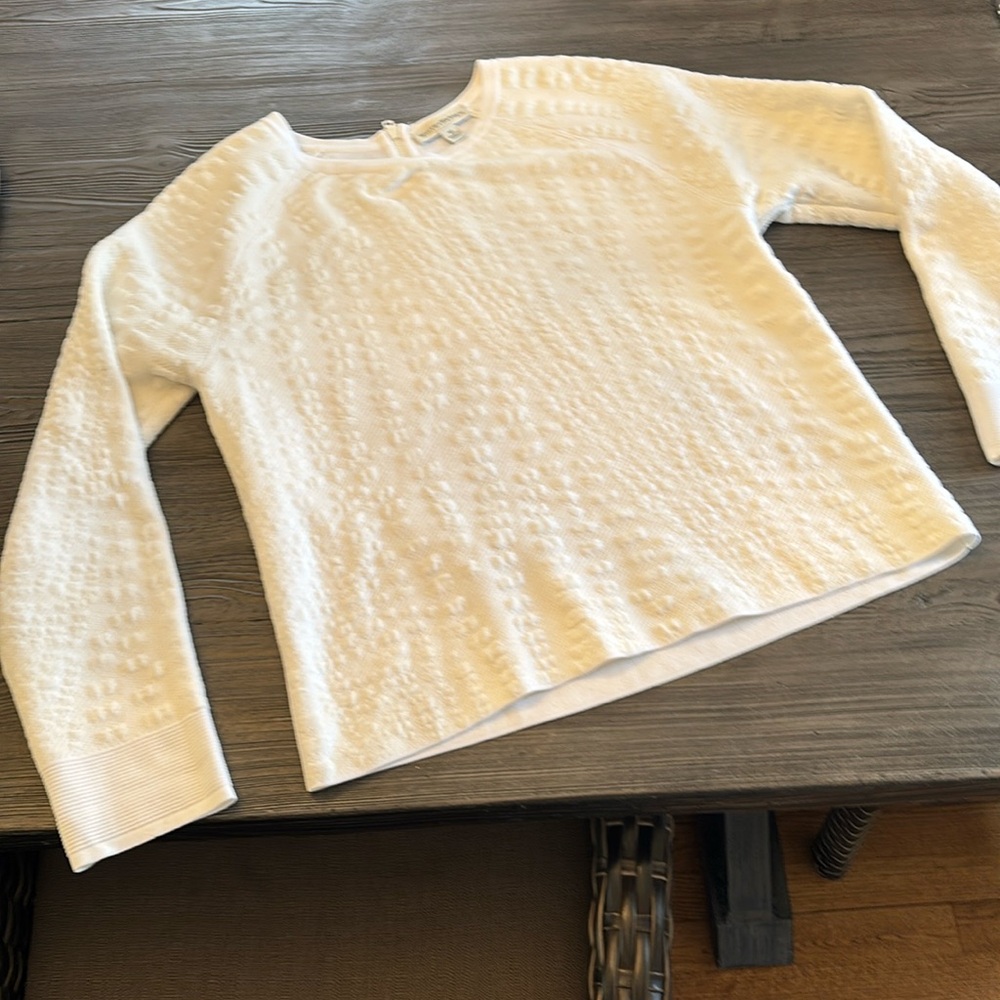 White + Warren sweatshirt❤️